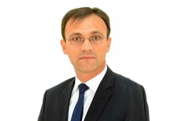 Prof. Dr. Fehari RAMADANI 